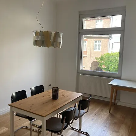 3 Zimmer-lounge In Suelz Mit Kueche, Balkon, 2 Baeder, 00320 Кёльн