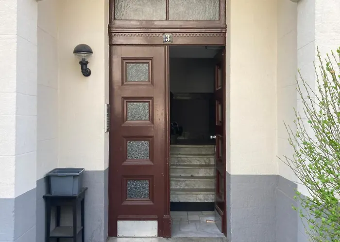 Apartamento 3 Zimmer-lounge In Suelz Mit Kueche, Balkon, 2 Baeder, 00320