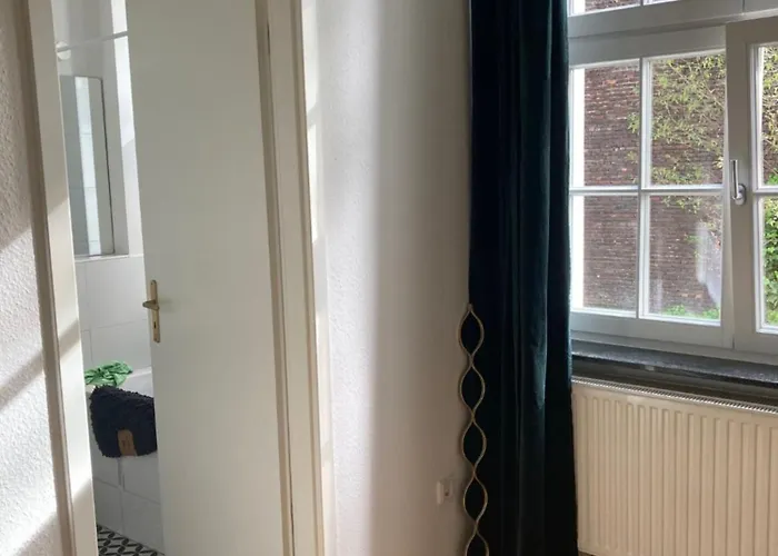 Apartamento 3 Zimmer-lounge In Suelz Mit Kueche, Balkon, 2 Baeder, 00320